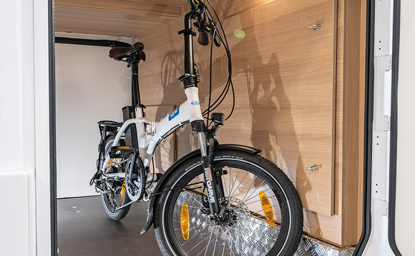 Forster Teilintegrierte FT 659 EB Garage